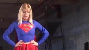 Supergirl Is Captured And Caged